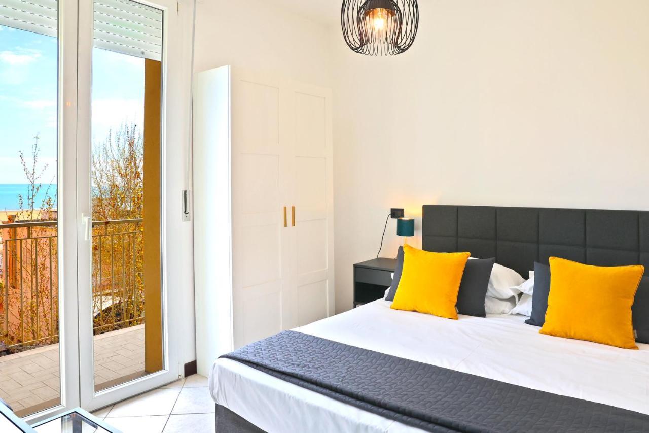 Appartamenti Leone - Vista Mare - Pet Friendly Rimini Exterior foto